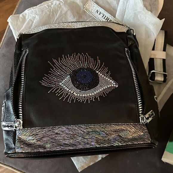 Black Eye-Embellished Women\'s backpack/shoulder bag main image 4